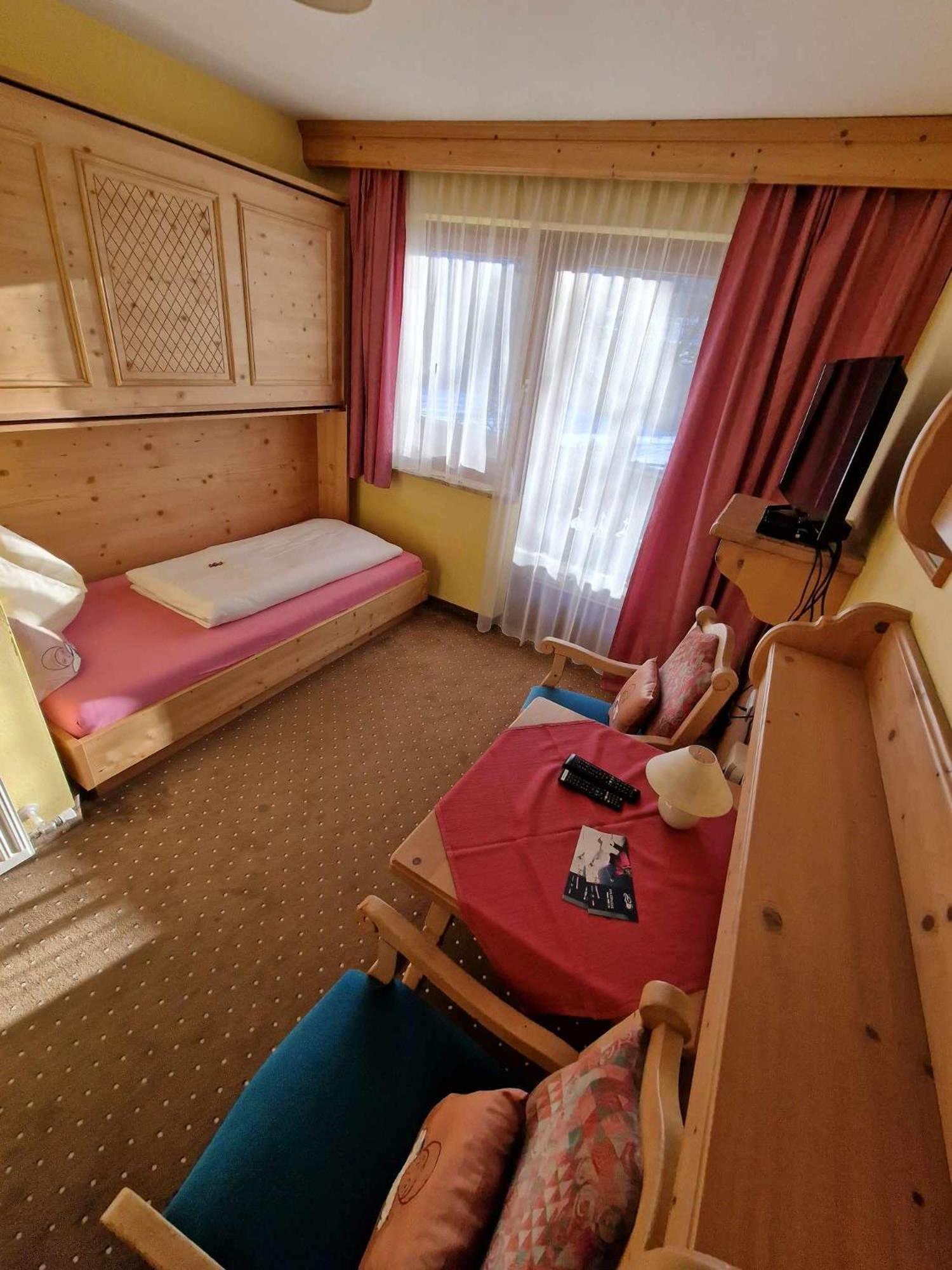 Ferienhotel Lindenhof レオガング エクステリア 写真